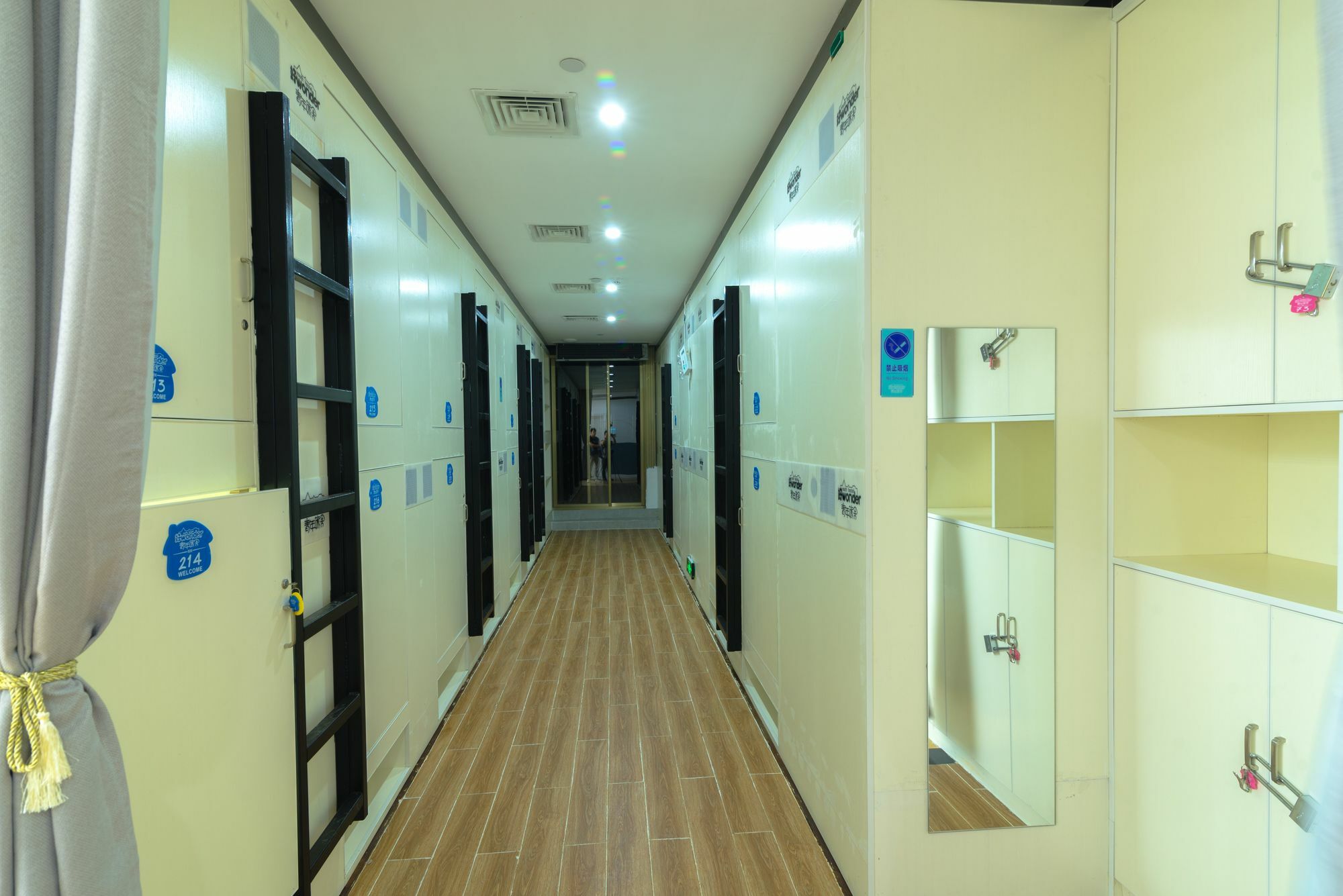 Wonder Youth Hostel Наньнін Екстер'єр фото